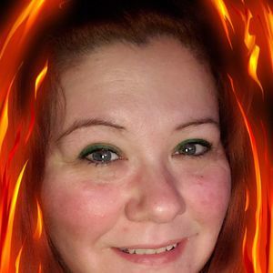 Meet your Posher, Lenore